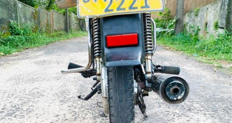 HERO HONDA CD DAWN 2005