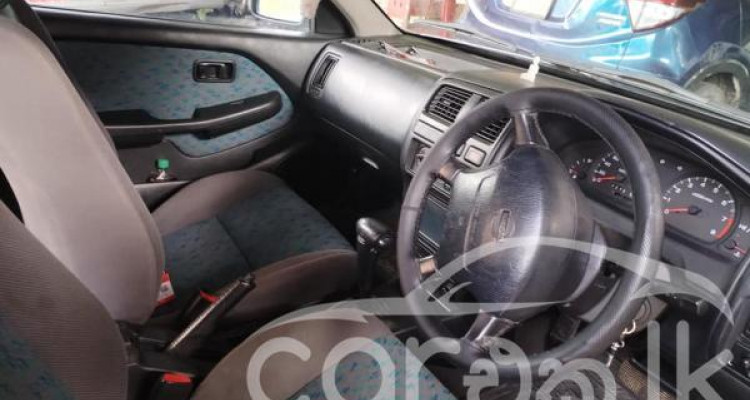NISSAN PULSAR 1999