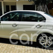 TOYOTA AXIO 2016
