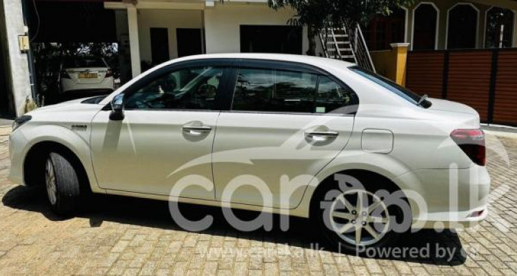 TOYOTA AXIO 2016