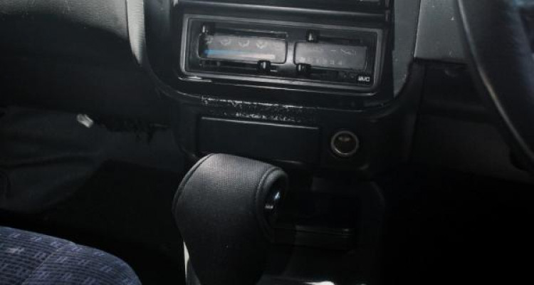 NISSAN WINGROAD 1997