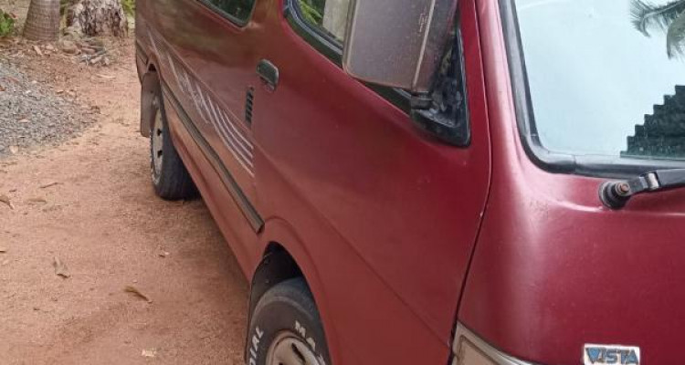 TOYOTA DOLPHIN 1992