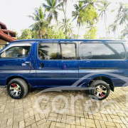 TOYOTA DOLPHIN LH113 1990