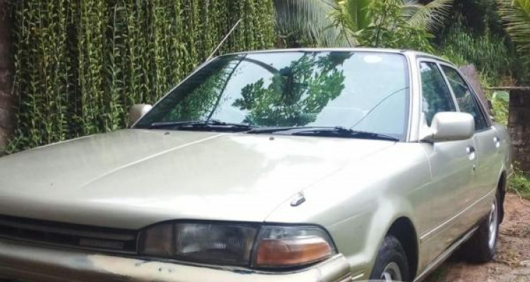 TOYOTA CARINA AT170 1989