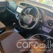 TOYOTA VITZ 2019