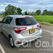 TOYOTA VITZ 2019