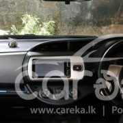 TOYOTA VITZ 2015