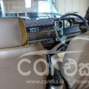 MAZDA FAMILIA 1986
