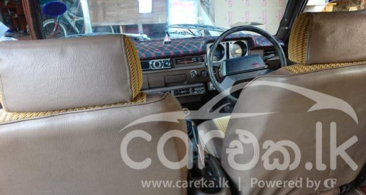 MAZDA FAMILIA 1986