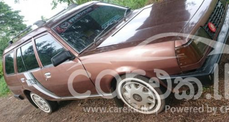 MAZDA FAMILIA 1986