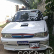 NISSAN SUNNY FB13 1992