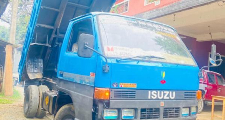 ISUZU ELF 1987