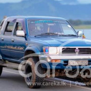 TOYOTA HILUX 1996