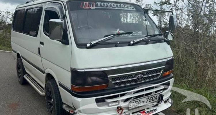 TOYOTA DOLPHIN LH103 1995