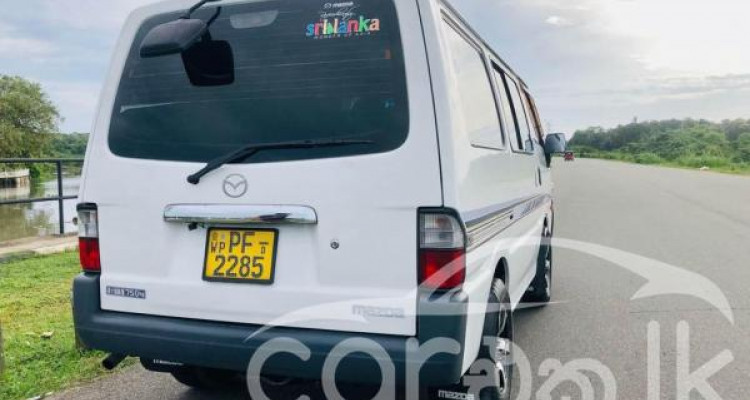 MAZDA BONGO 2008