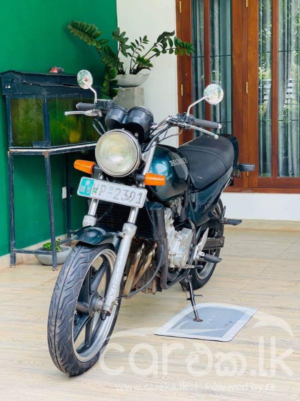 HONDA JADE 2010
