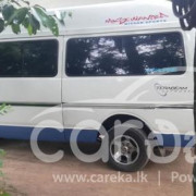NISSAN CARAVAN 1985