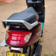 MAHINDRA GUSTO 2016