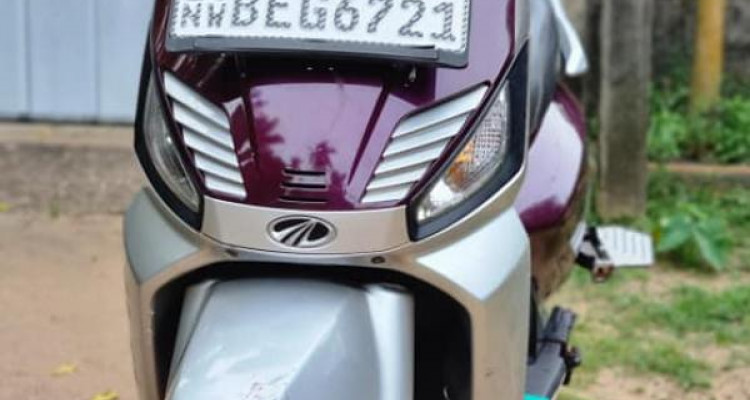 MAHINDRA GUSTO 2016