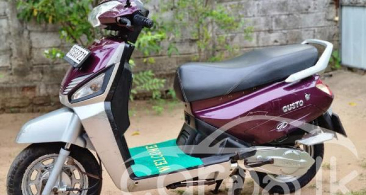 MAHINDRA GUSTO 2016