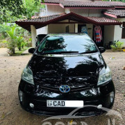 TOYOTA PRIUS 2014