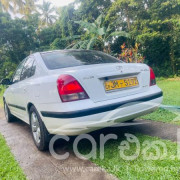 HYUNDAI ELANTRA 2000