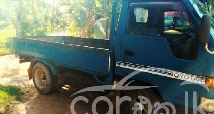TOYOTA TOYOACE 2000