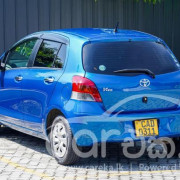 TOYOTA VITZ 2009