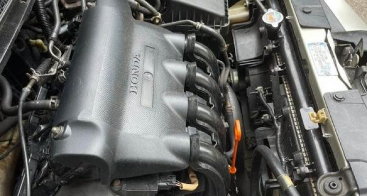 HONDA FIT ARIA 2004