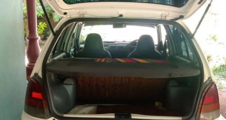 TOYOTA STARLET 1997
