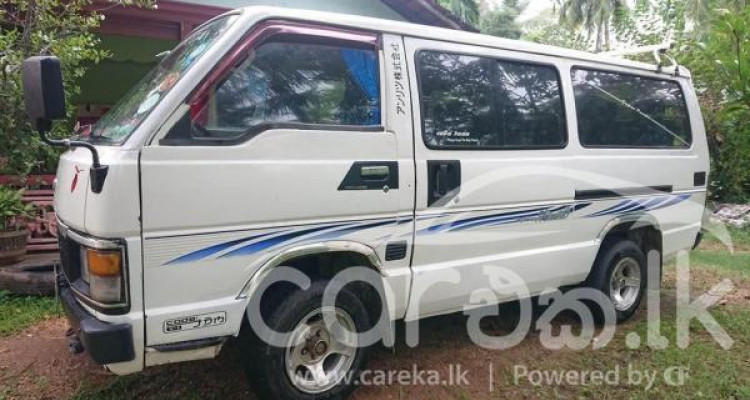 TOYOTA HIACE 1986