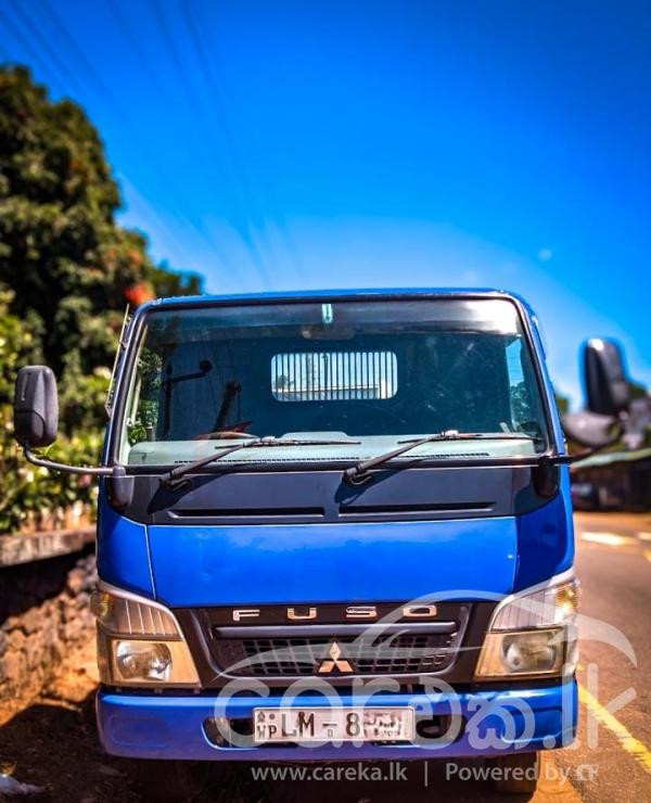 MITSUBISHI CANTER FUSO 2010
