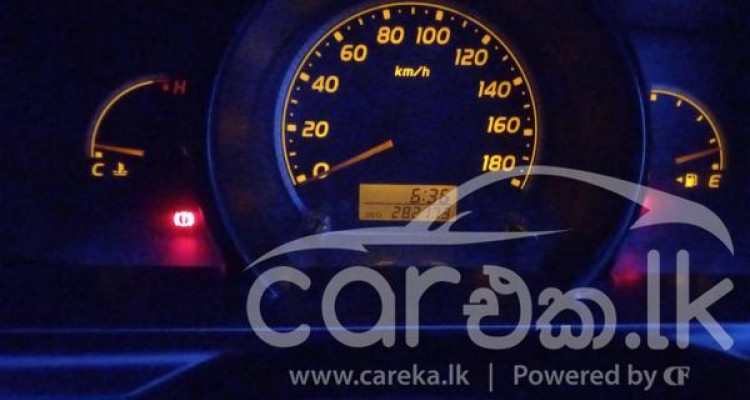TOYOTA KDH DX200 2006