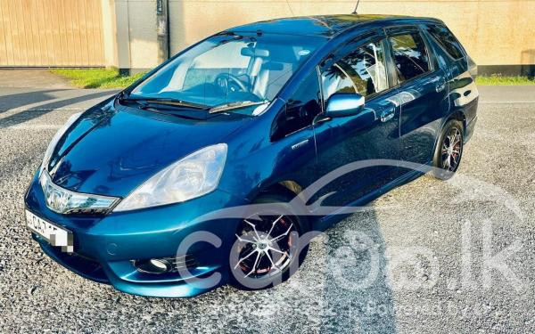 HONDA FIT SHUTTLE 2015