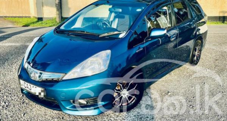 HONDA FIT SHUTTLE 2015
