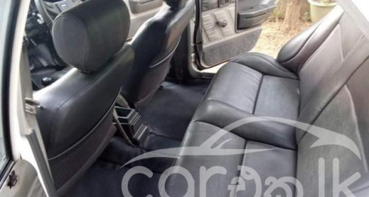 NISSAN SUNNY B11 1986