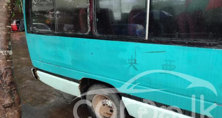 TOYOTA COASTER 1985