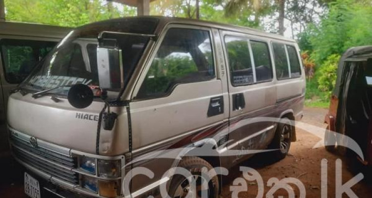 TOYOTA HIACE 1983