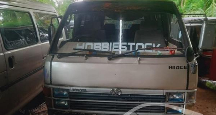 TOYOTA HIACE 1983