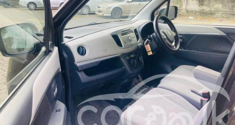 SUZUKI WAGON R FZ 2014