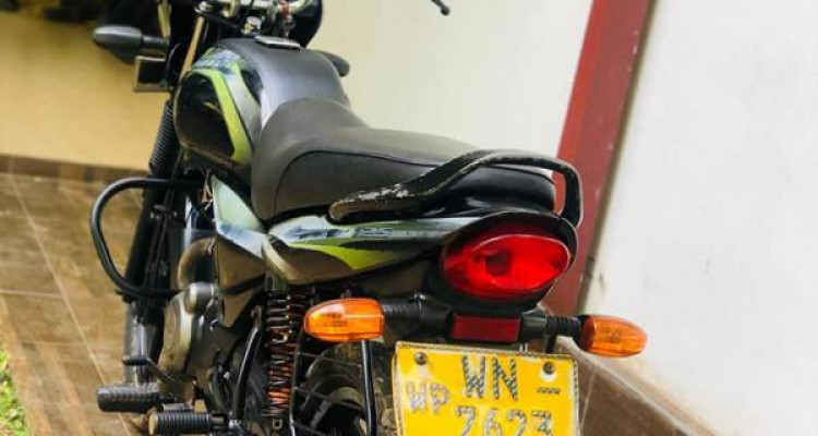 BAJAJ PLATINA 2011