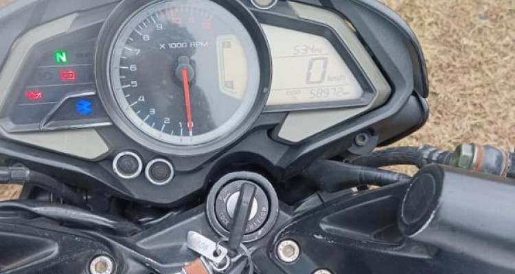 BAJAJ PULSAR NS 2017
