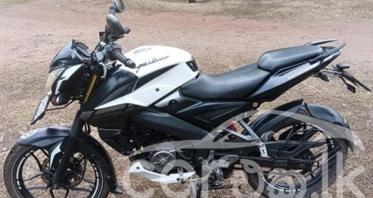 BAJAJ PULSAR NS 2017