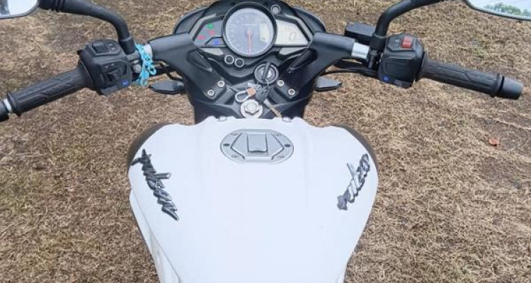 BAJAJ PULSAR NS 2017