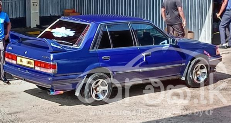MAZDA 323 1988