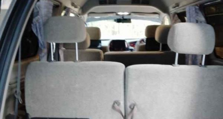 TOYOTA NOAH 2002
