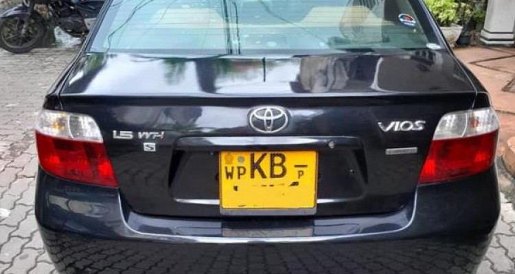 TOYOTA VIOS 2003