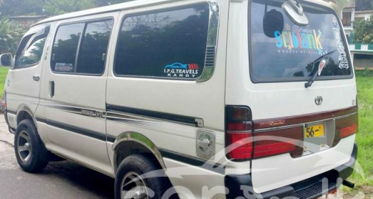 TOYOTA DOLPHIN LH102 1992