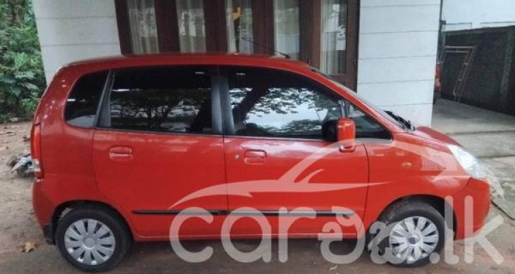 SUZUKI ESTILO 2011