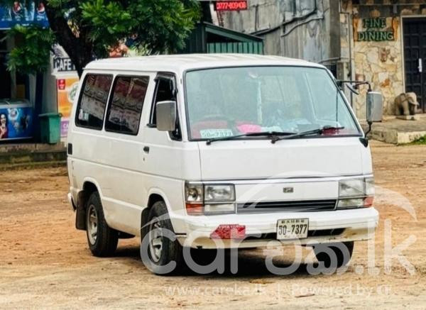 TOYOTA HIACE 1983